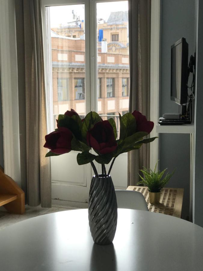 Apartament Oshun Puerta Del Sol Deluxe Madryt Zewnętrze zdjęcie